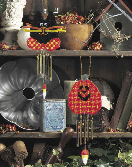 "Halloween Wind Chimes" Plastic Canvas Pattern