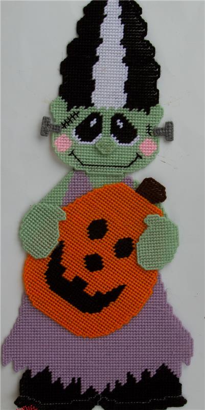 Come in For a Bite Halloween Vampire Wall Hanging-Plastic Canvas Pattern or Kit 